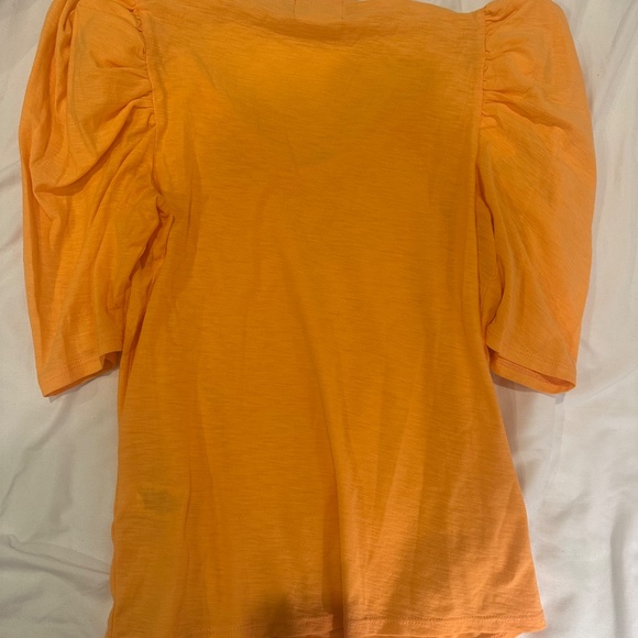 NWOT Nation LTD Jillian Bold Shoulder V-neck color Tang - Size Small - Picture 5 of 7